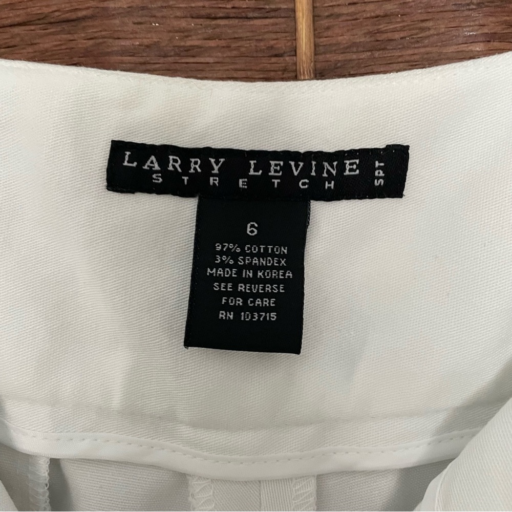Larry Levine Stretch Women Crop Pants Embroidered, Embellished Waistband, Size 6 - Picture 7 of 12